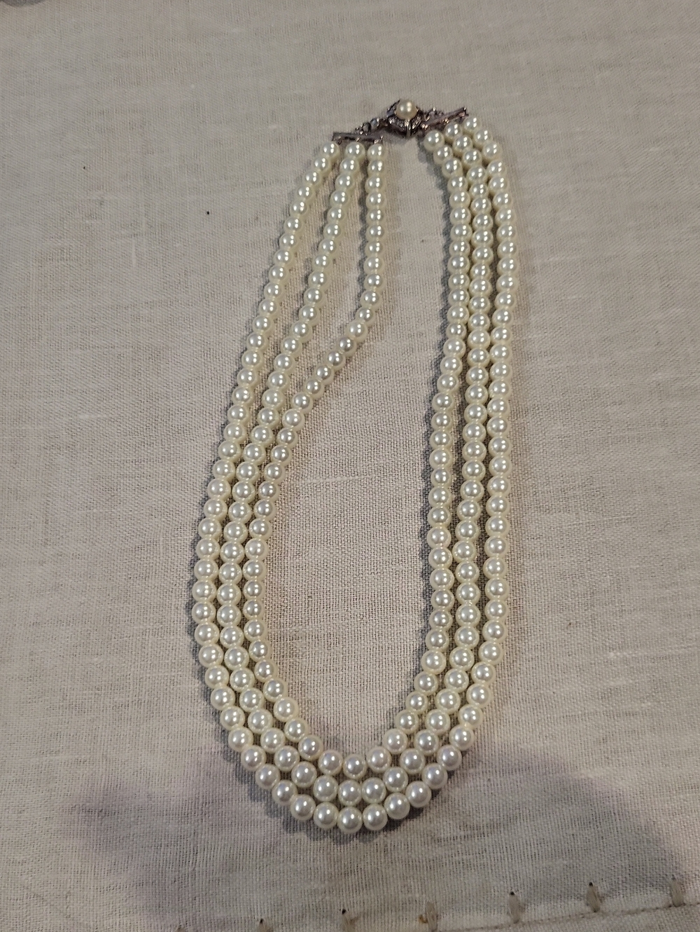 Franklin Mint Four-Strand Cream Pearl Necklace with Decorative Clasp